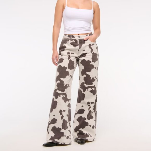 NWT Abercrombie Cow Print Jeans - Picture 1 of 2